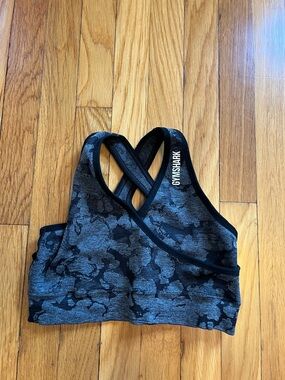 Gymshark Black/Gray Adapt Camo Seamless Sports Bra